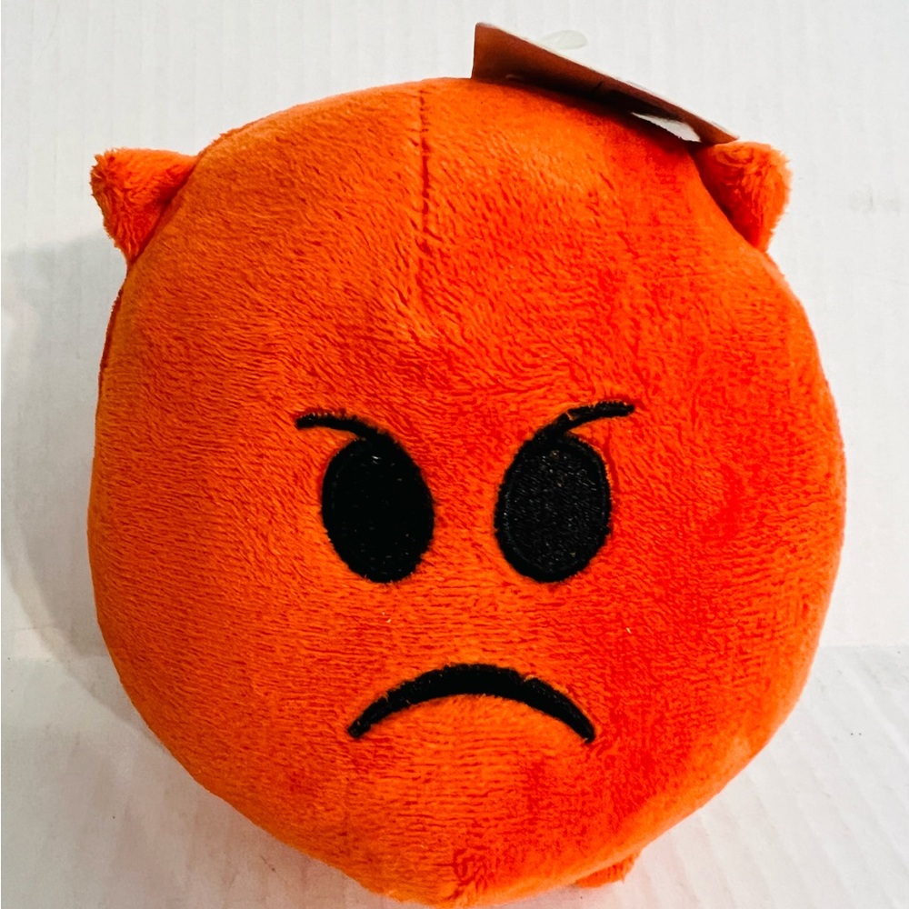 PMI Lil Devil Imoji Plush Ball